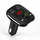 Adaptador FM/MP3 wireless para carro em fundo branco-cinza clean